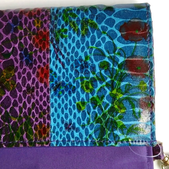 NWOT Wallet Purple Brown Green Blue Animal Print Punch Flip Snap Faux Leather - Picture 8 of 8